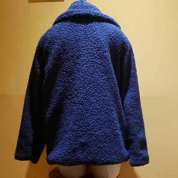 *Last Chance* Teddy Jacket - Picture 6 of 6